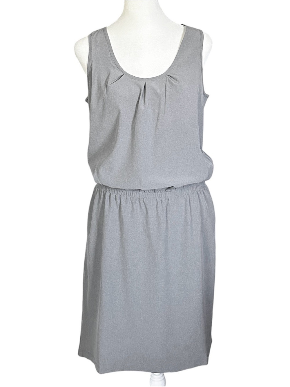 The North Face Taggart Lightweight Outdoor Sleeveless Dress Gray Size 8